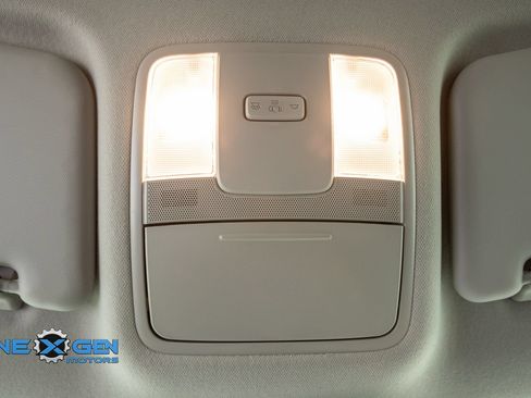 Used 2025 Kia Soul LX w/ LX Technology Package FWD image 22