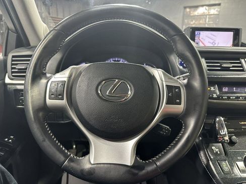 Used 2013 Lexus CT 200h w/ Premium Pkg w/Navigation image 20