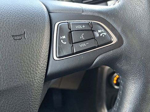 Used 2020 Ford EcoSport SE w/ SE Convenience Package image 25