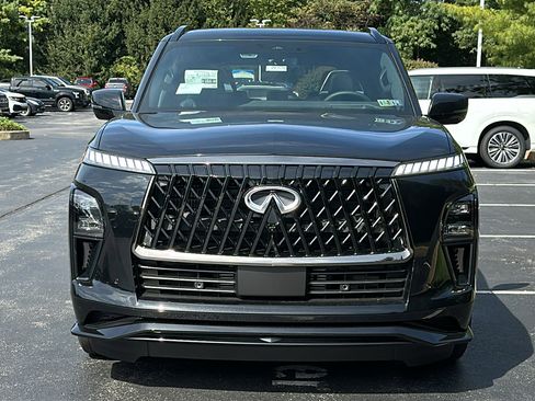 New 2026 INFINITI QX80 4WD image 3