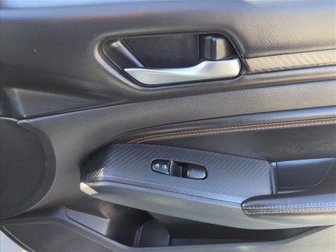 Used 2022 Nissan Altima 2.5 SR image 25