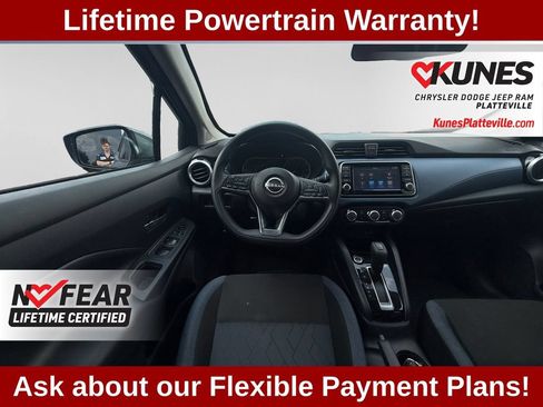 Used 2025 Nissan Versa SV FWD image 15