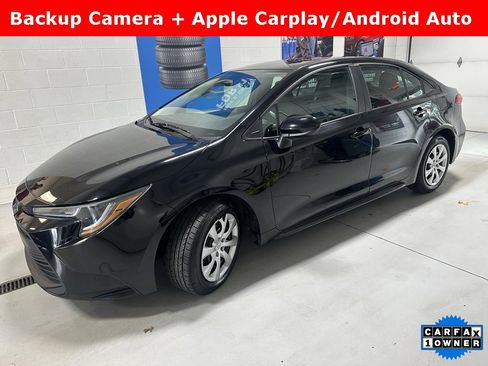 Used 2024 Toyota Corolla LE image 3