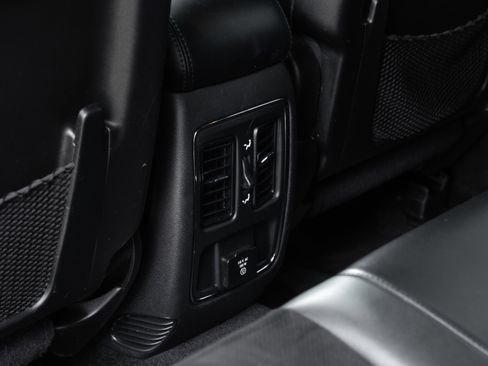 Used 2014 Jeep Grand Cherokee Altitude image 24