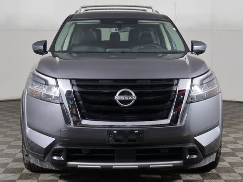 Used 2024 Nissan Pathfinder SL w/ SL Premium Package image 13