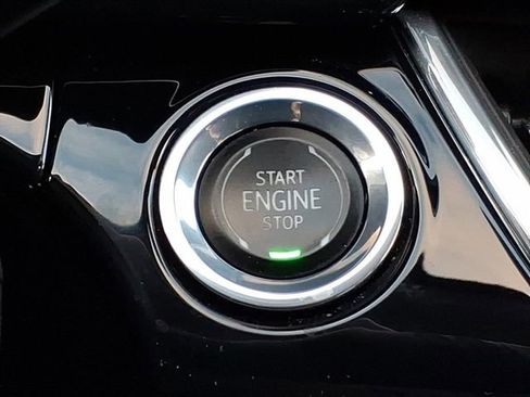 Used 2024 Chevrolet Trax ACTIV w/ Driver Confidence Package image 27