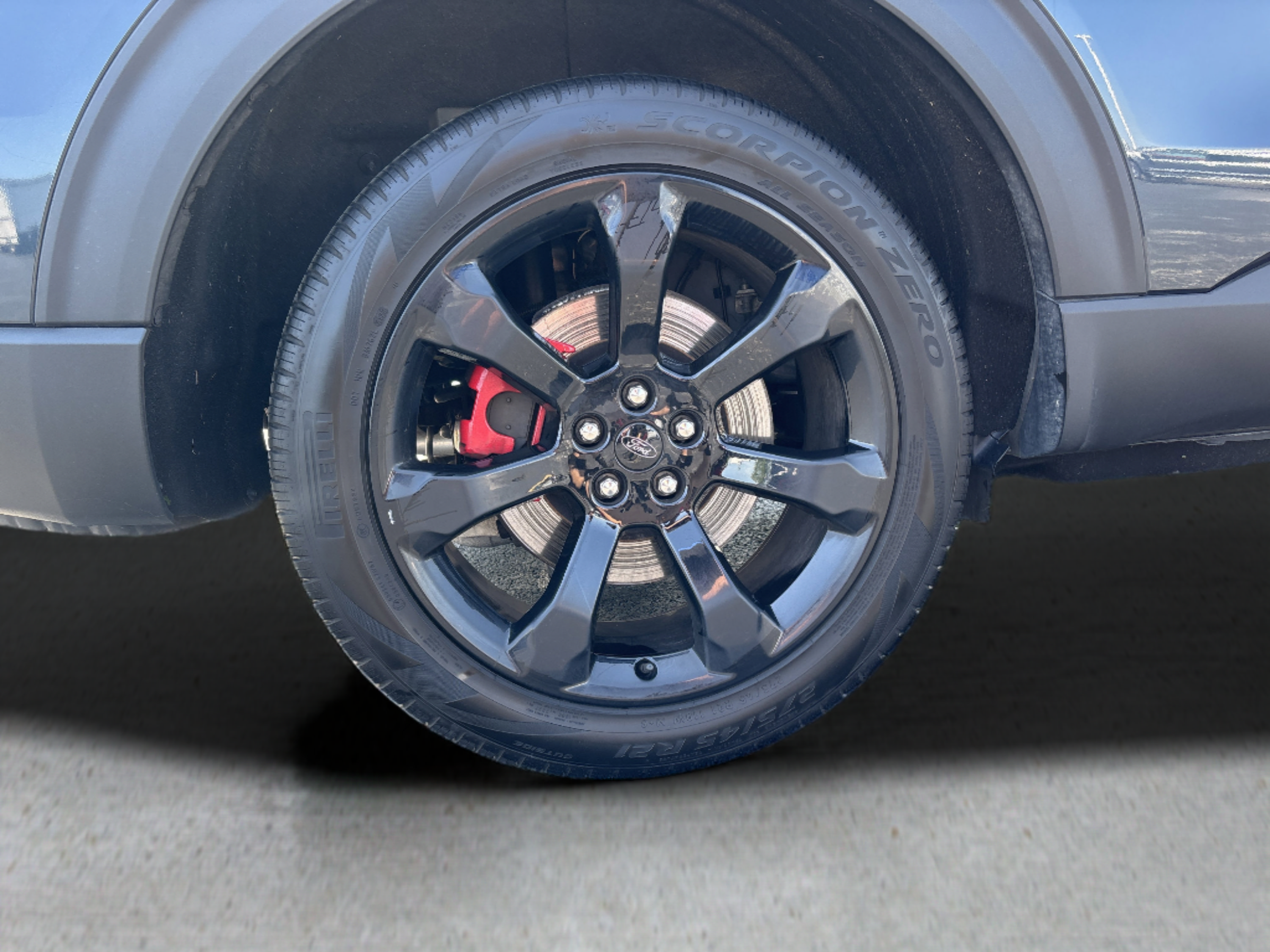 Used 2023 Ford Explorer ST w/ Equipment Group 401A AWD/4WD image 31