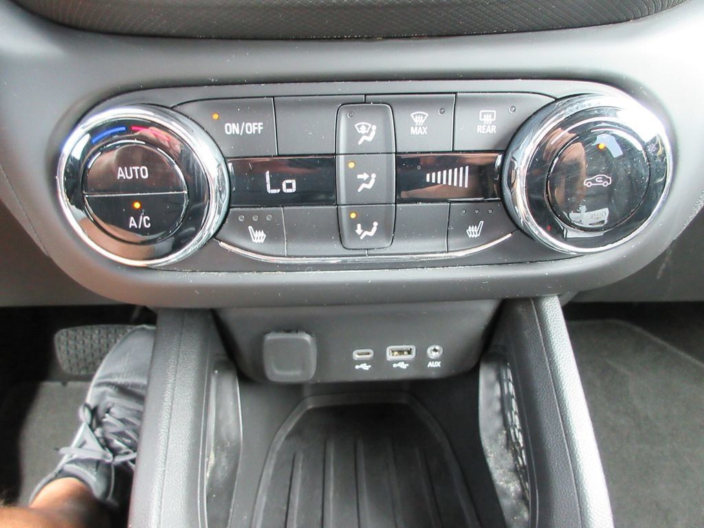 Certified 2023 Chevrolet TrailBlazer ACTIV w/ Convenience Package FWD image 29