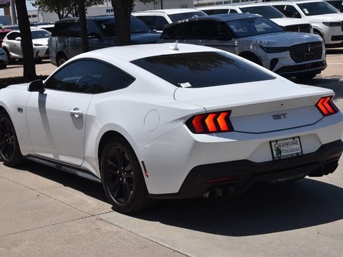 Used 2024 Ford Mustang GT RWD image 10