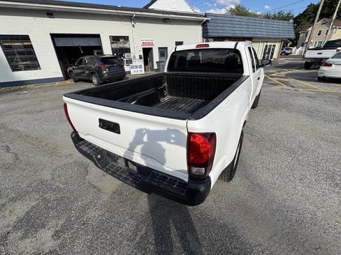 Used 2019 Toyota Tacoma SR image 42