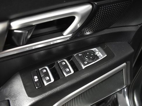 Used 2020 Kia Telluride S w/ S 8 Passenger Seating Package image 8