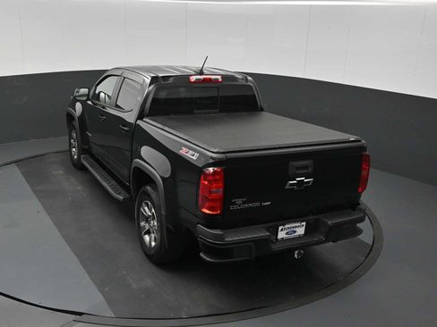 Used 2018 Chevrolet Colorado Z71 AWD/4WD image 14