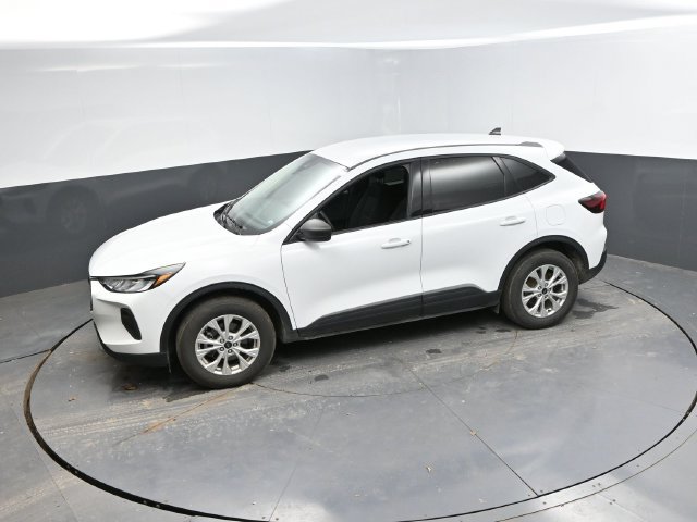 Used 2025 Ford Escape Active AWD/4WD image 40