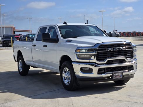 New 2026 RAM 2500 Tradesman w/ Chrome Appearance Group RWD image 3