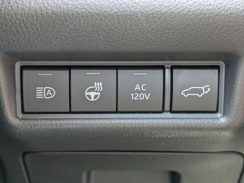 Used 2025 Toyota Grand Highlander AWD Hybrid image 21