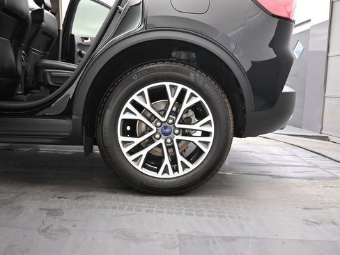 Certified 2020 Ford Escape SEL image 23