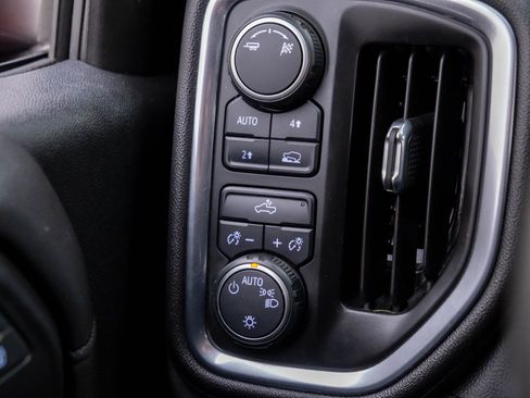 Used 2019 Chevrolet Silverado 1500 LT image 24