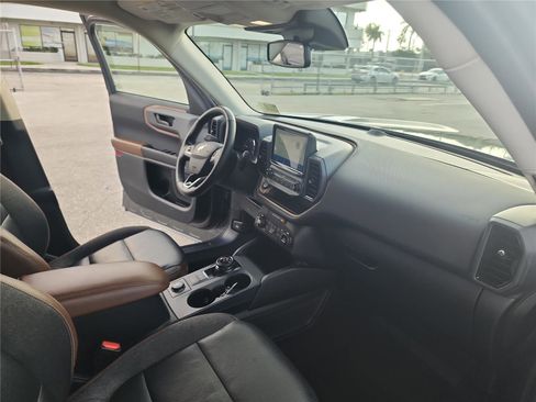 Used 2021 Ford Bronco Sport Outer Banks AWD/4WD image 24