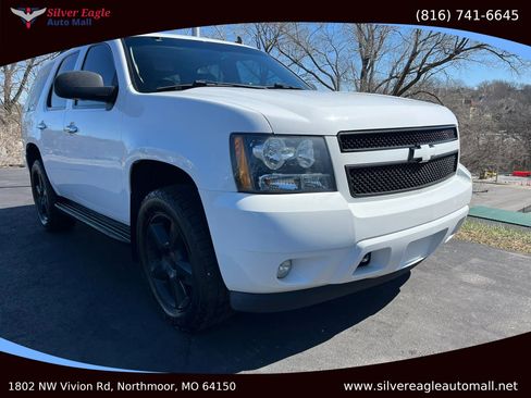 Used 2012 Chevrolet Tahoe LTZ image 2