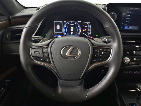 Used 2023 Lexus ES 350 w/ Premium Package image 18