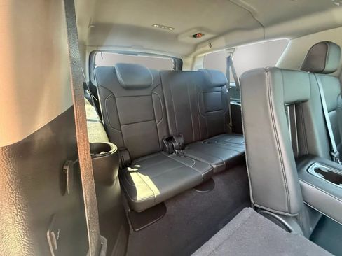Used 2020 Chevrolet Suburban LT w/ Luxury Package AWD/4WD image 53