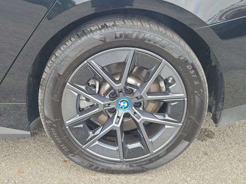 Used 2024 BMW i4 eDrive40 RWD image 13