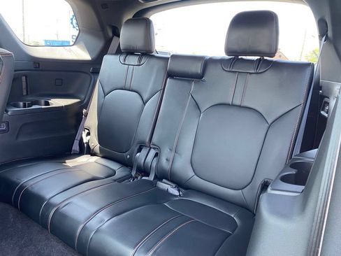 Used 2023 Honda Pilot TrailSport image 20