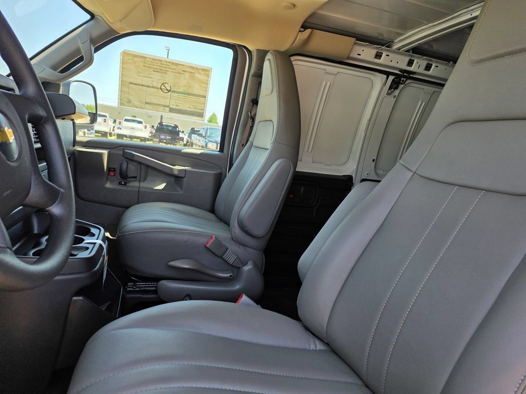 New 2025 Chevrolet Express 3500 Extended w/ Driver Convenience Package RWD image 14