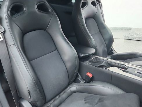 Used 2009 Nissan GT-R Premium image 32