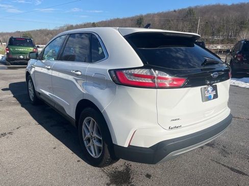 Used 2023 Ford Edge SEL image 8