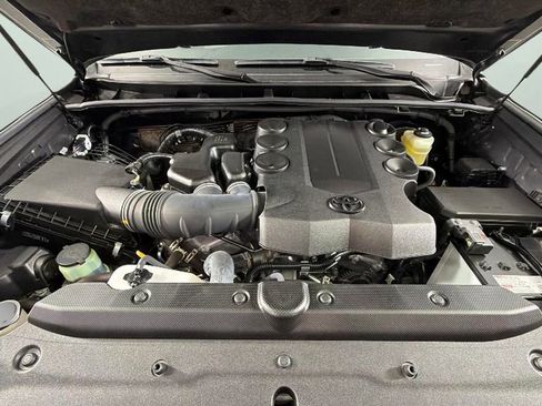 Used 2023 Toyota 4Runner SR5 RWD image 38