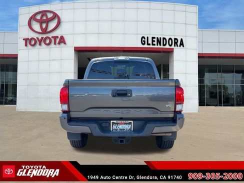 Certified 2019 Toyota Tacoma TRD Off-Road w/ Technology Package RWD image 9