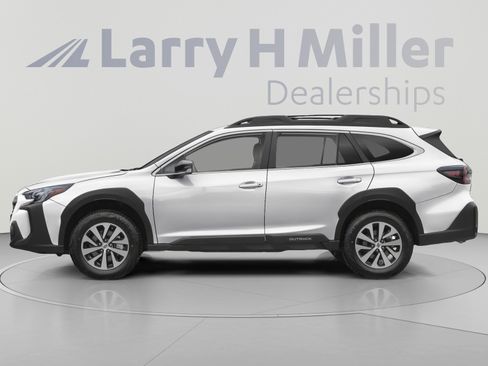 Certified 2024 Subaru Outback Premium AWD/4WD image 3