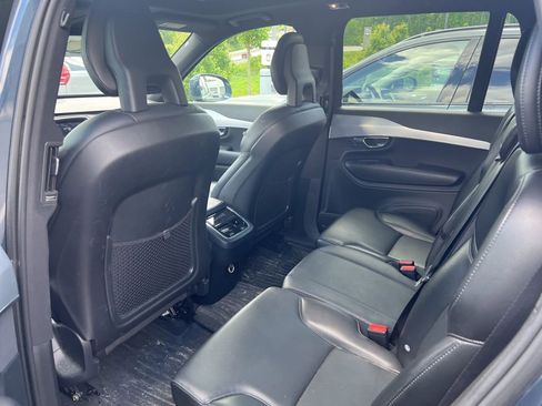Used 2018 Volvo XC90 T5 Momentum w/ Convenience Package AWD/4WD image 8