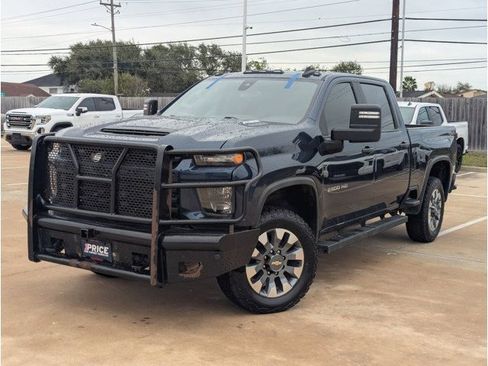 Used 2023 Chevrolet Silverado 2500 Custom w/ Custom Value Package image 1