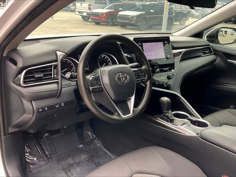 Used 2024 Toyota Camry LE FWD image 17