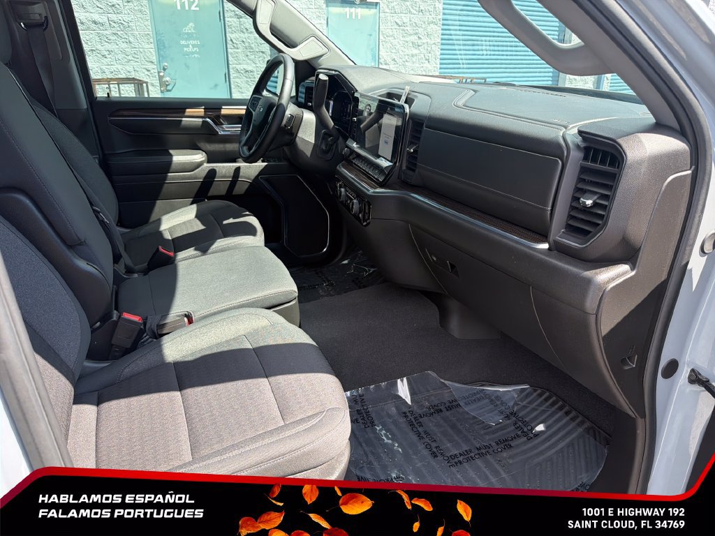 Used 2024 Chevrolet Silverado 1500 RST AWD/4WD image 31
