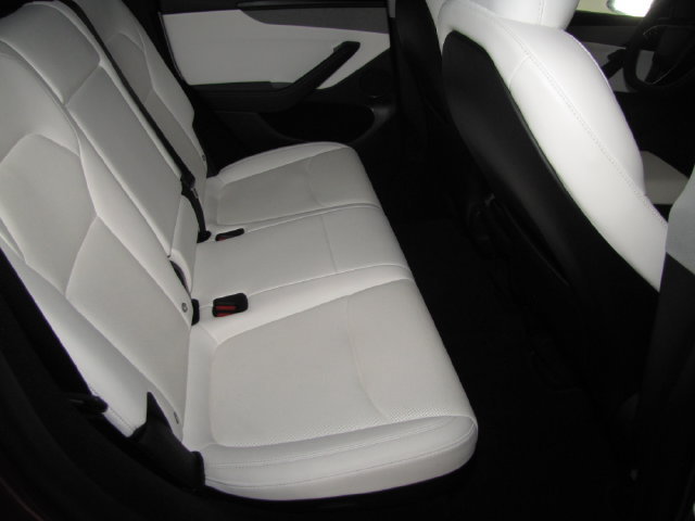 Used 2026 Tesla Model Y Long Range AWD/4WD image 36