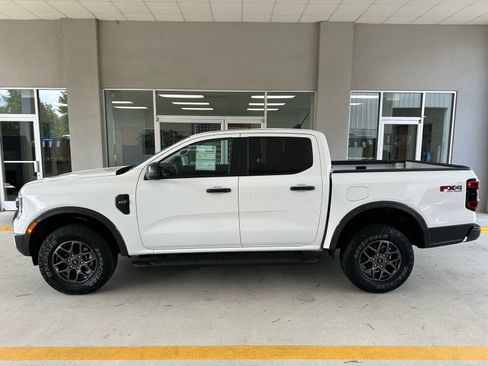 Certified 2024 Ford Ranger XLT w/ FX4 Off-Road Package AWD/4WD image 4