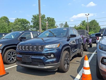 New 2026 Jeep Compass Limited w/ Sun, Sound & Navigation Group