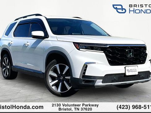 Certified 2023 Honda Pilot Elite image 1