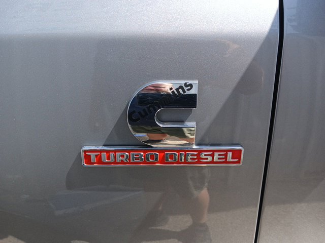 Used 2024 RAM 3500 Tradesman w/ Chrome Appearance Group AWD/4WD image 11