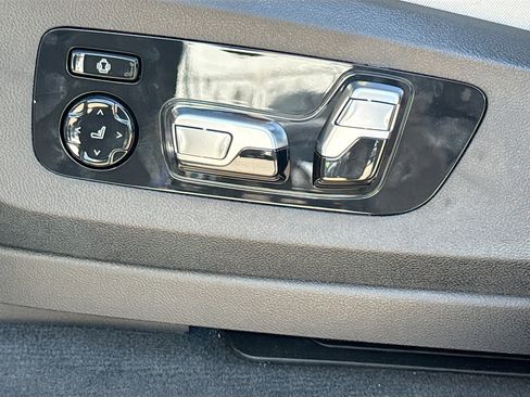 New 2026 BMW X5 sDrive40i w/ Executive Package image 25
