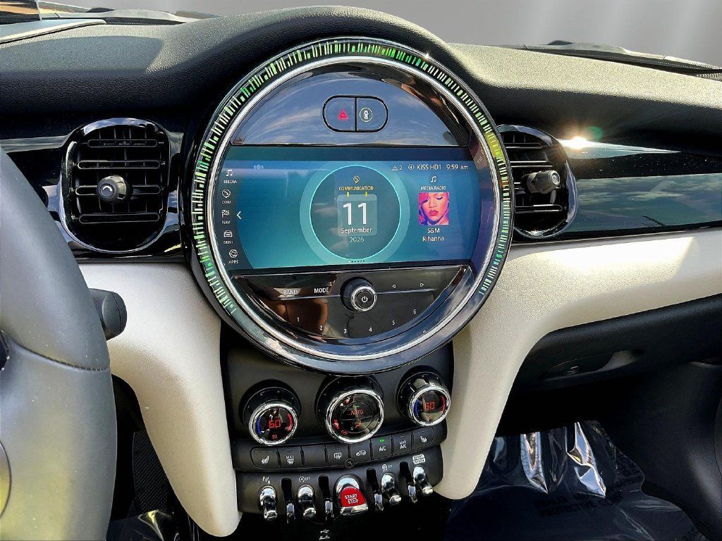 Used 2024 MINI Cooper S FWD image 9