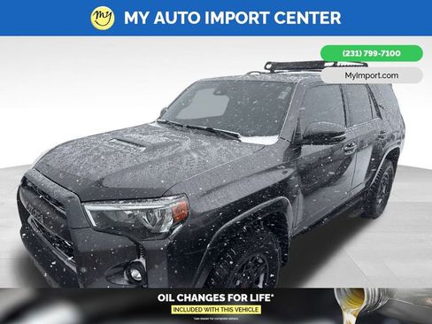 Used 2021 Toyota 4Runner TRD Off-Road Premium w/ Moonroof Package image 2