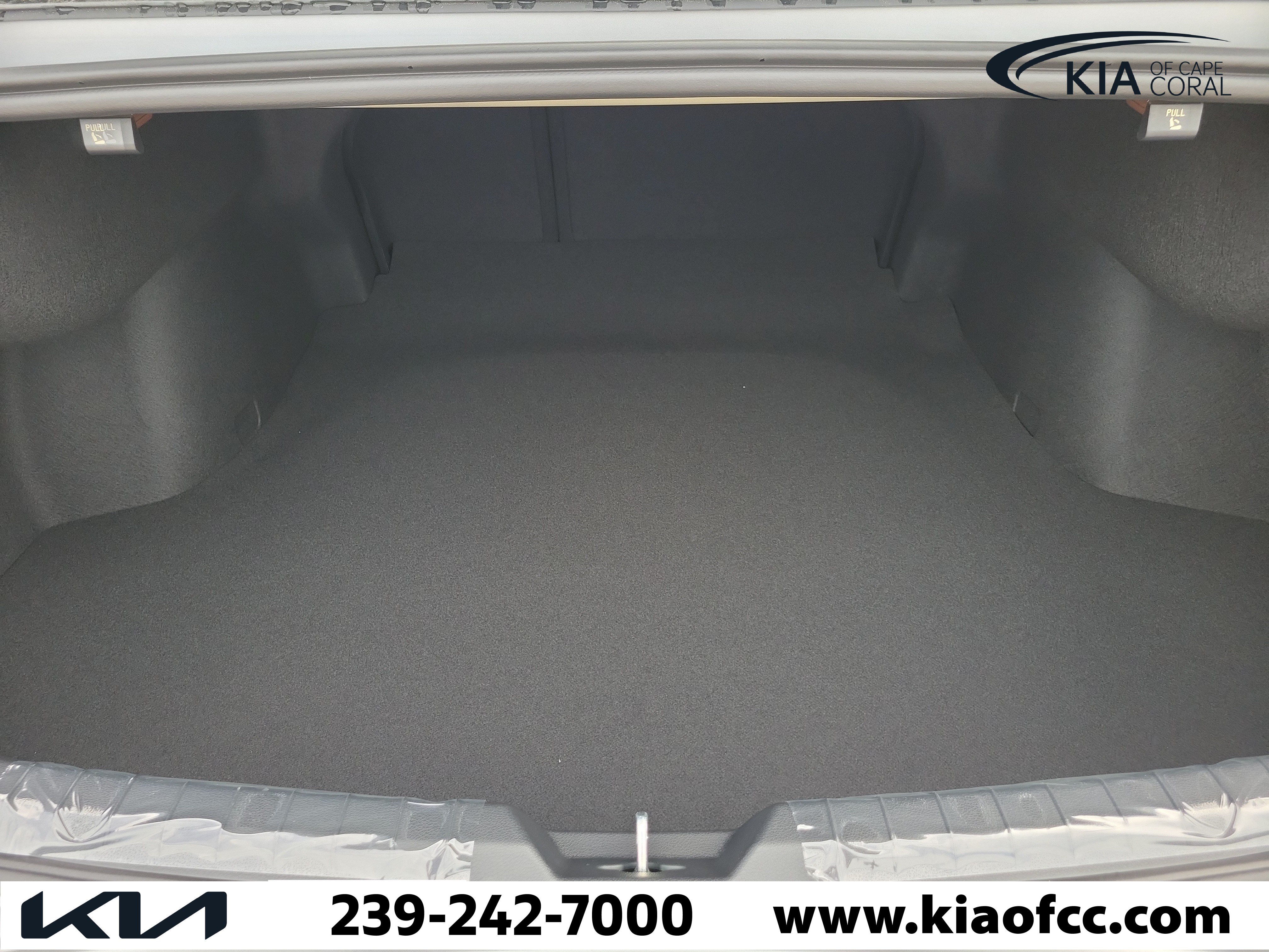New 2027 Kia K5 GT-Line FWD image 11