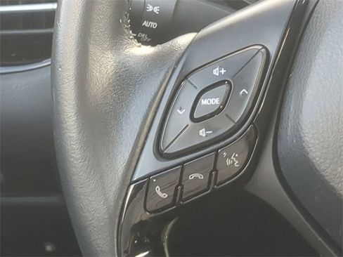 Certified 2021 Toyota C-HR XLE image 23