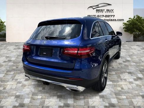 Used 2018 Mercedes-Benz GLC 300 4MATIC image 6