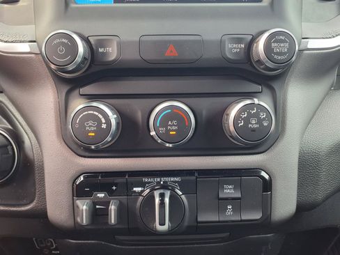 Used 2022 RAM 1500 Big Horn w/ Trailer Tow Group AWD/4WD image 22