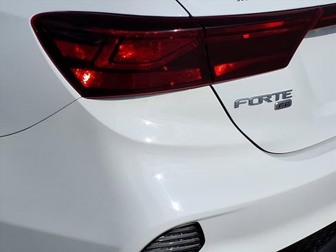 Used 2024 Kia Forte LX image 10